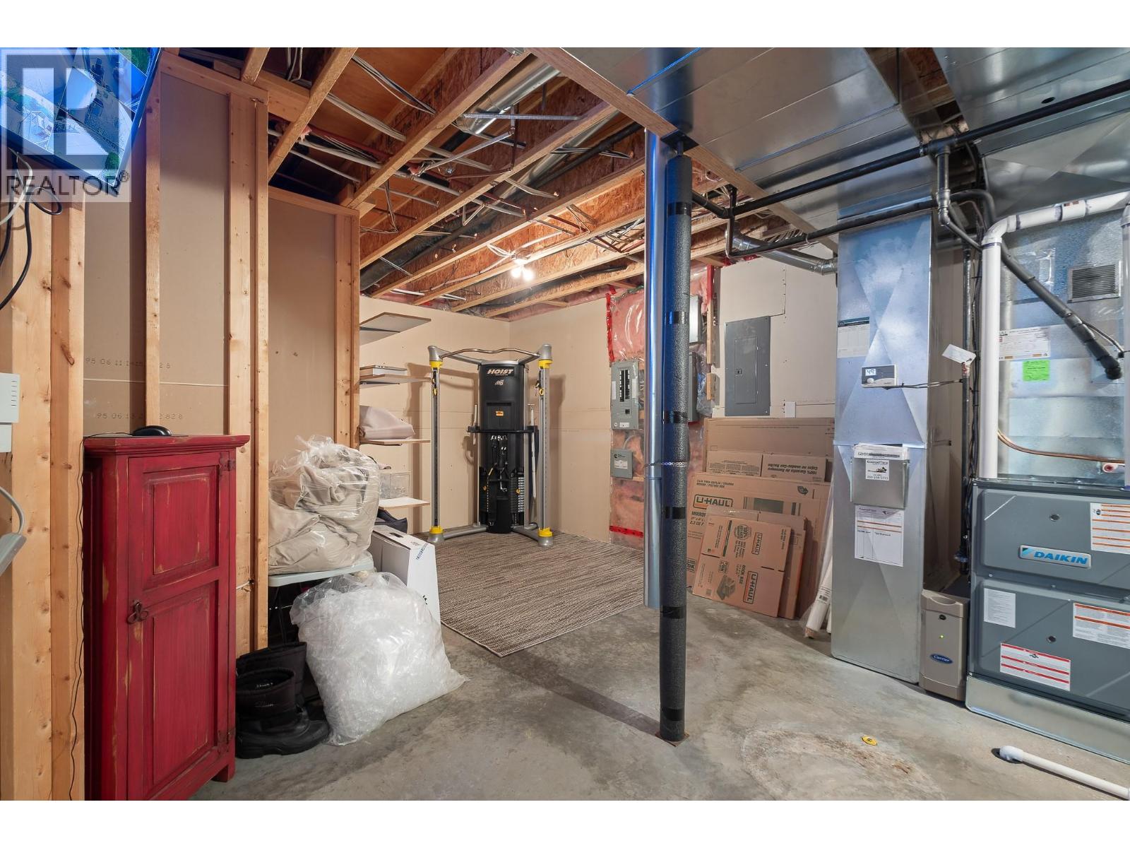  3907 Gallaghers Circle, Kelowna