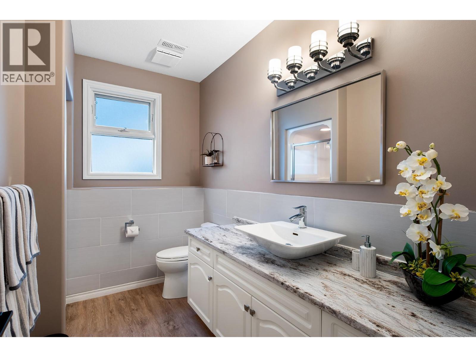  3907 Gallaghers Circle, Kelowna