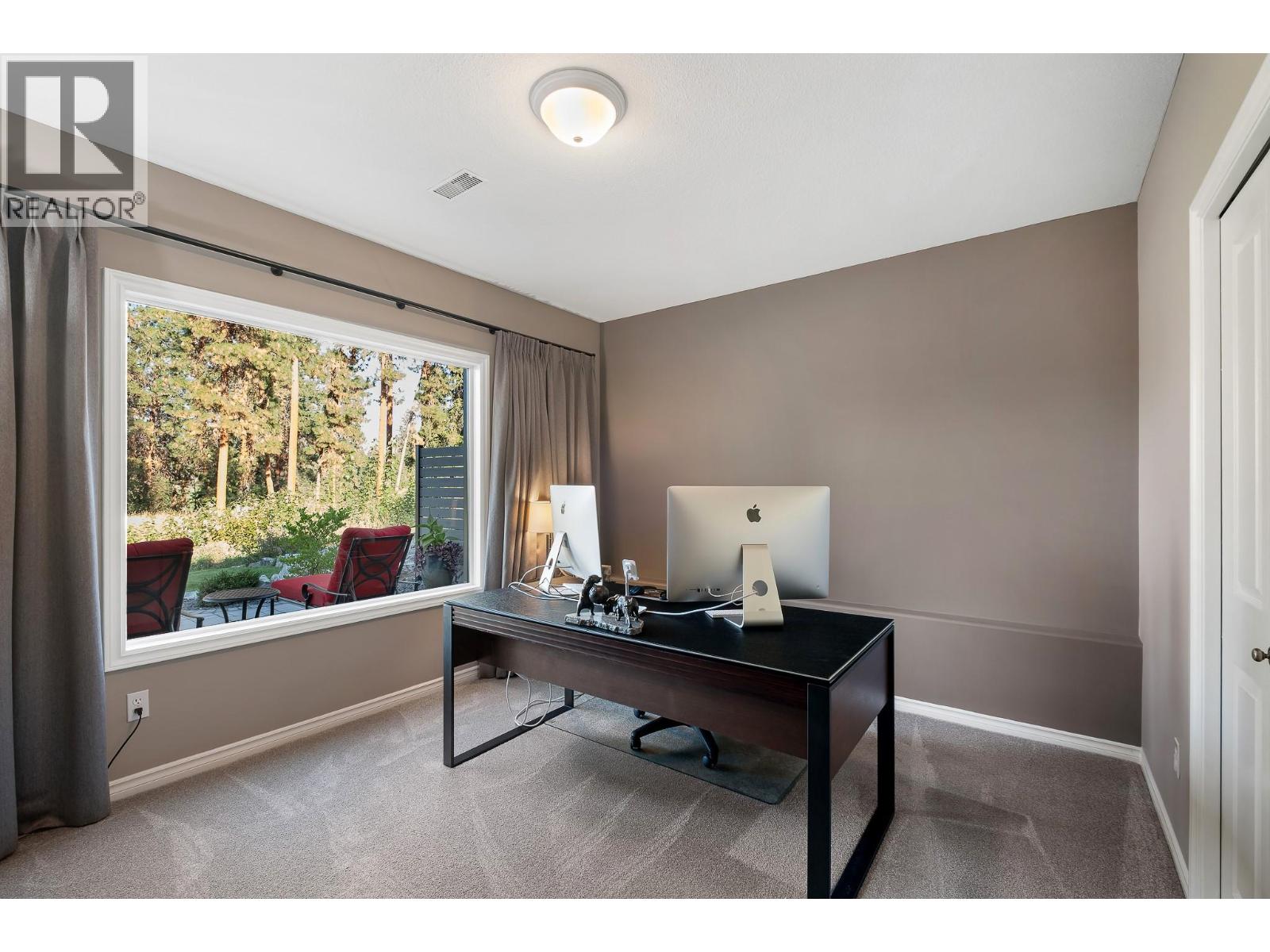  3907 Gallaghers Circle, Kelowna