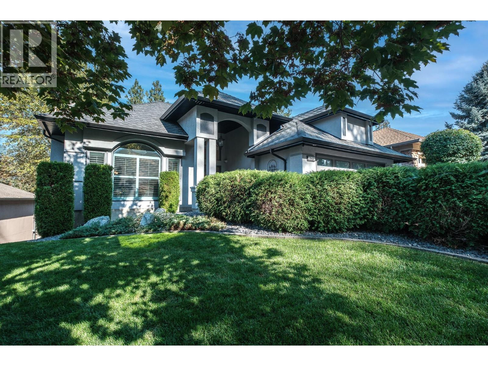  3907 Gallaghers Circle, Kelowna