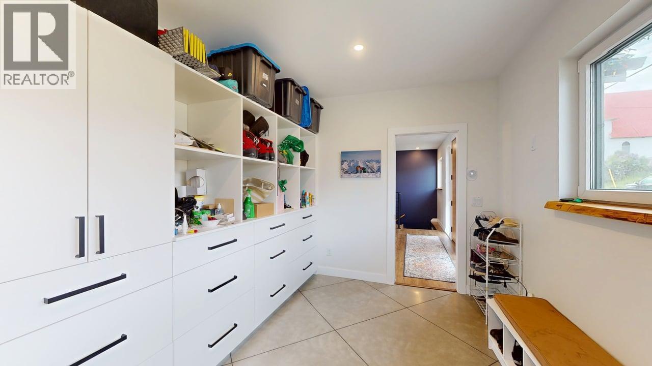 2075 St Paul Street, Rossland