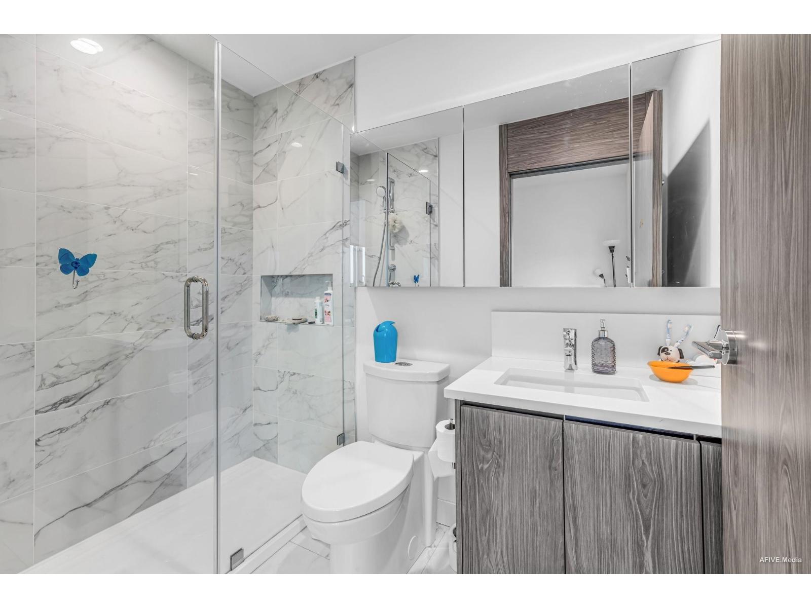 1002 10750 135A STREET, Surrey