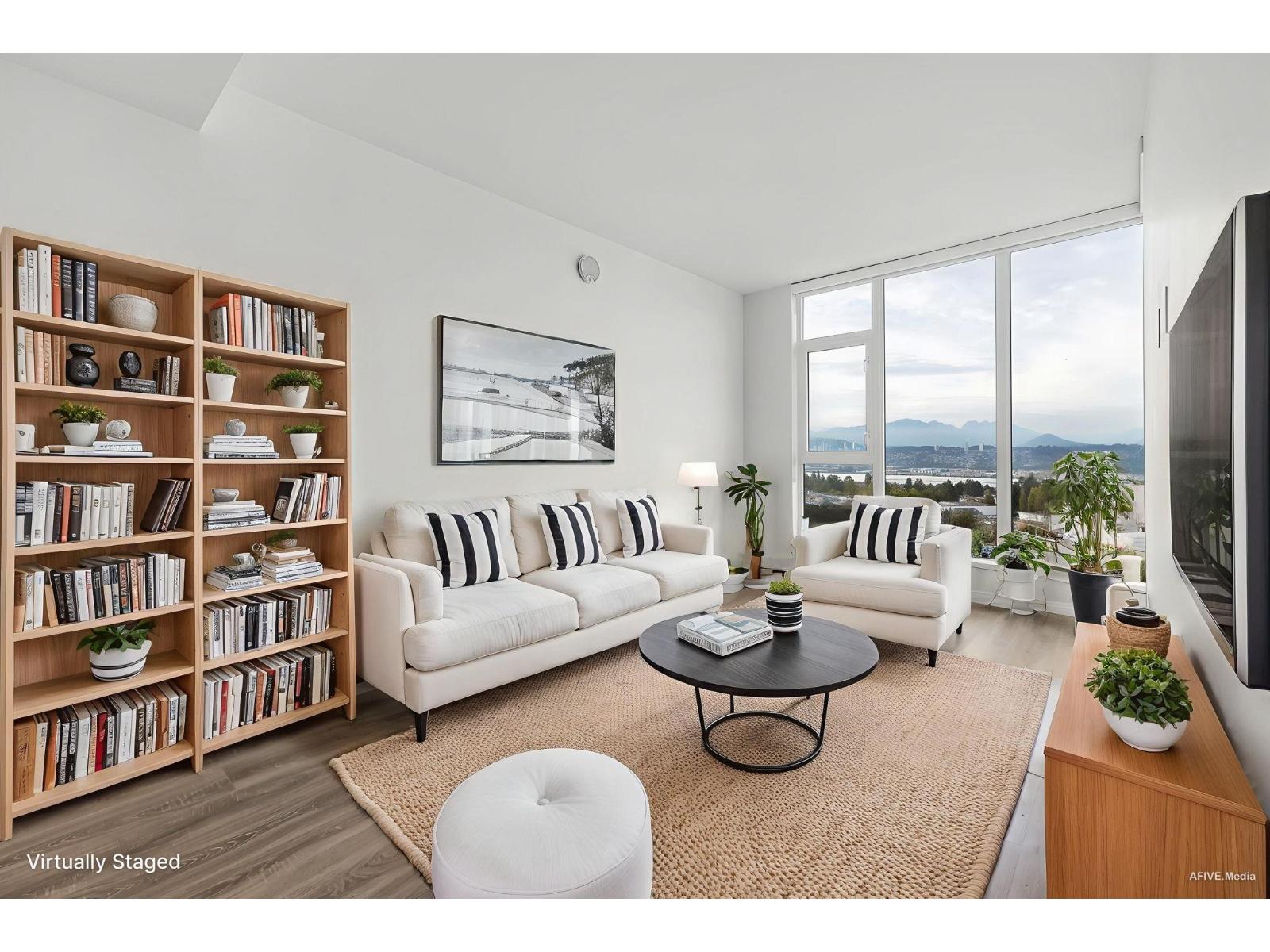1002 10750 135A STREET, Surrey