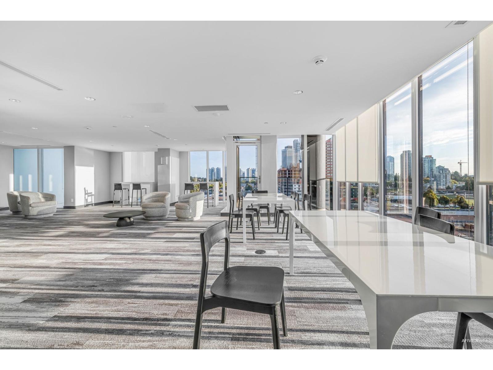 1002 10750 135A STREET, Surrey