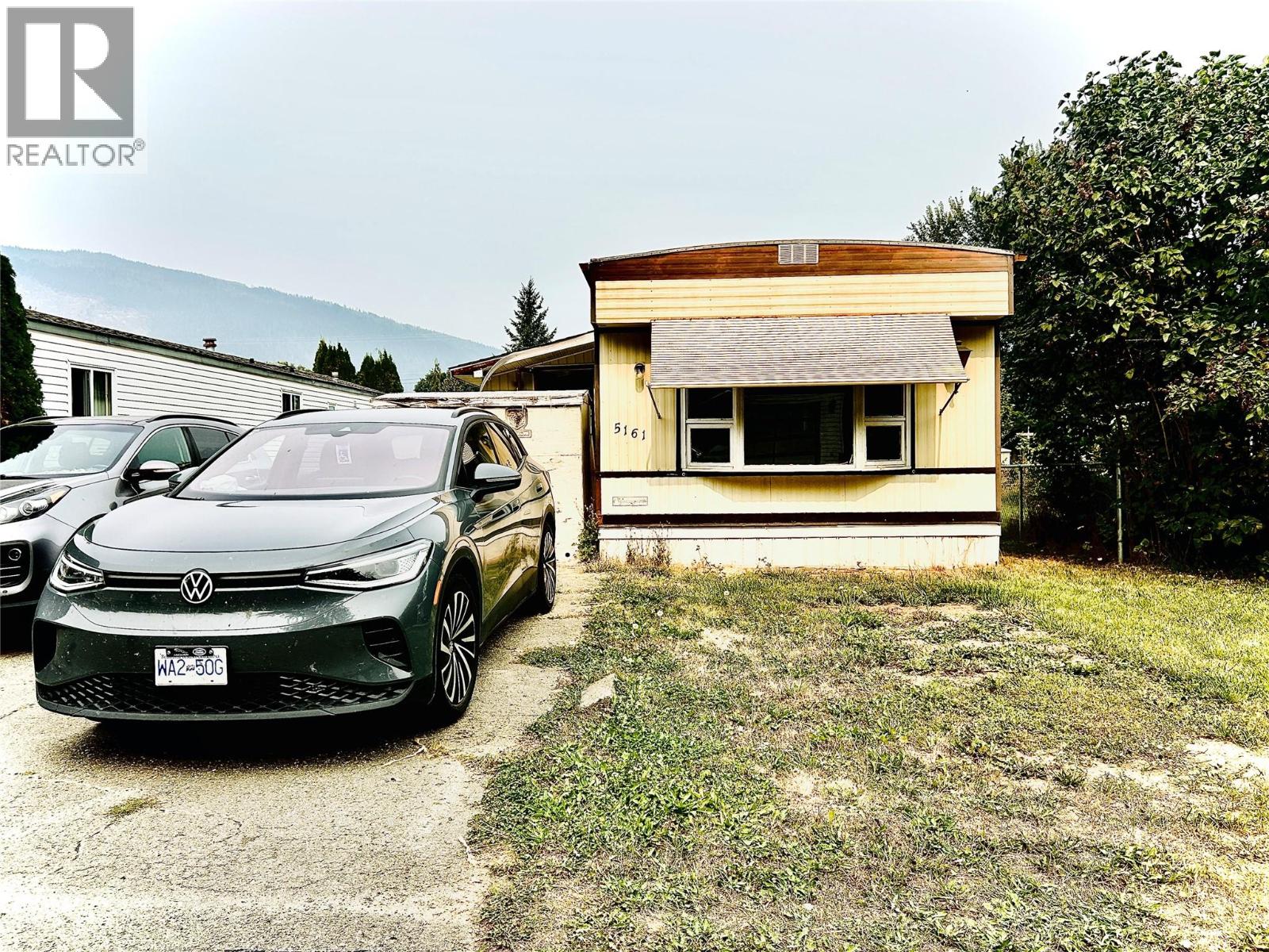  5161 69th Avenue Northeast, Salmon Arm