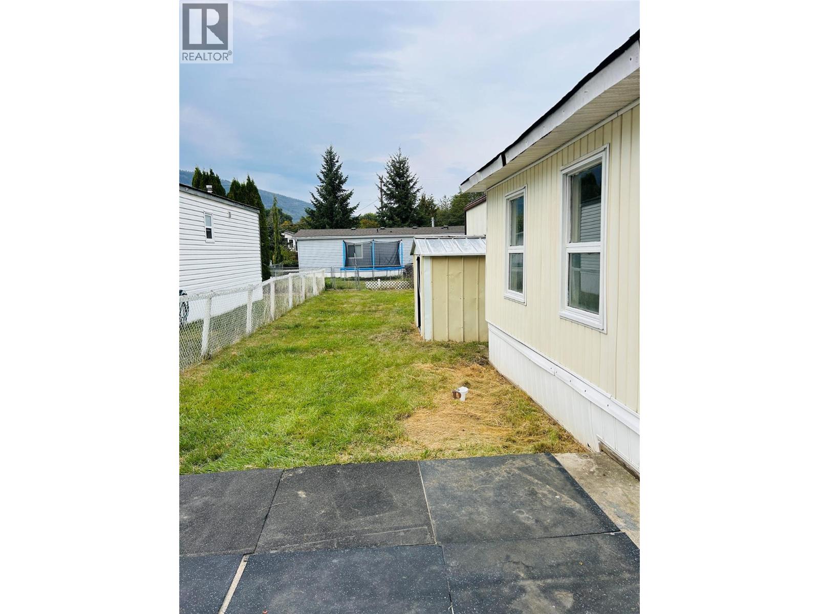  5161 69th Avenue Northeast, Salmon Arm