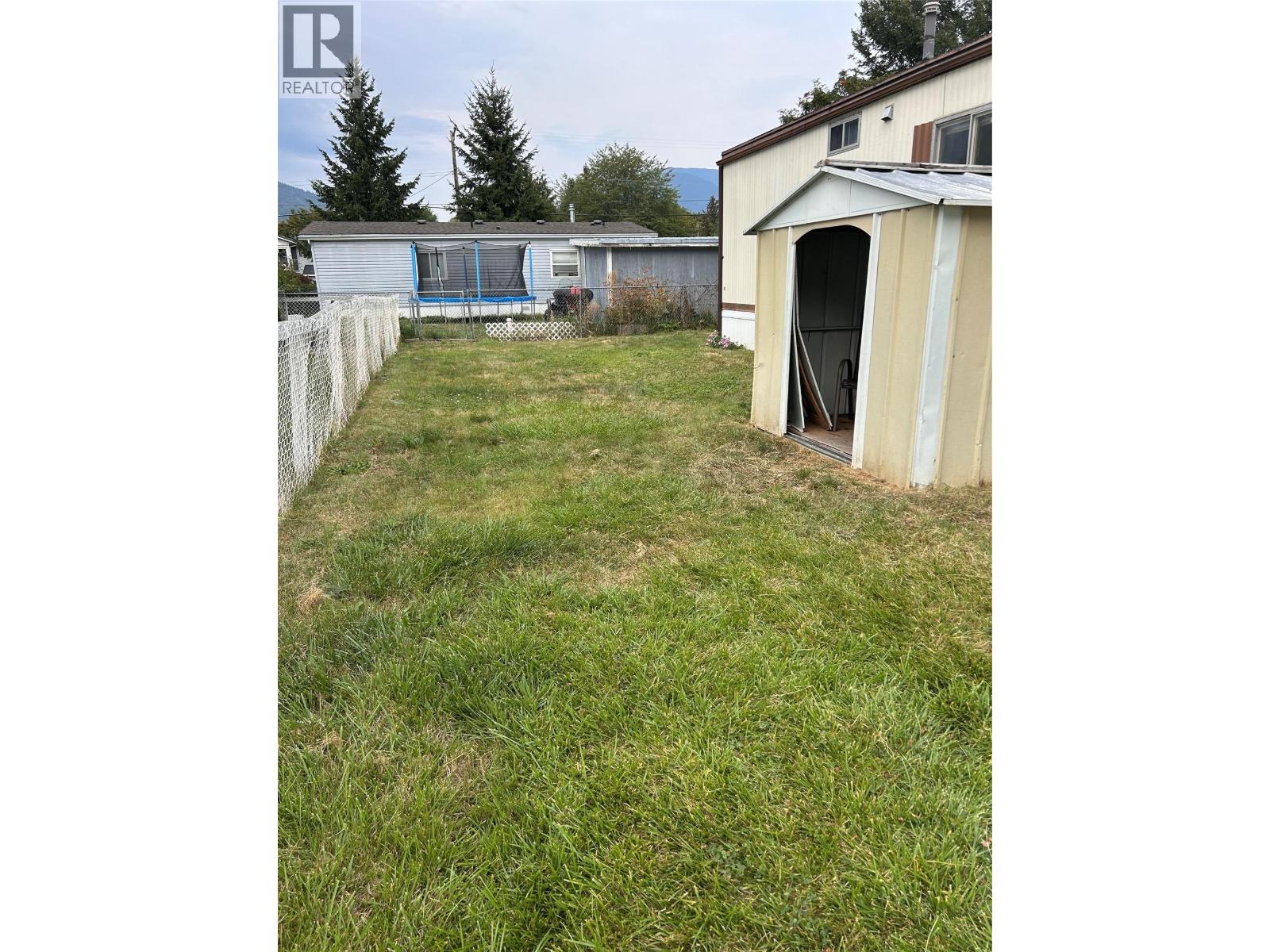  5161 69th Avenue Northeast, Salmon Arm