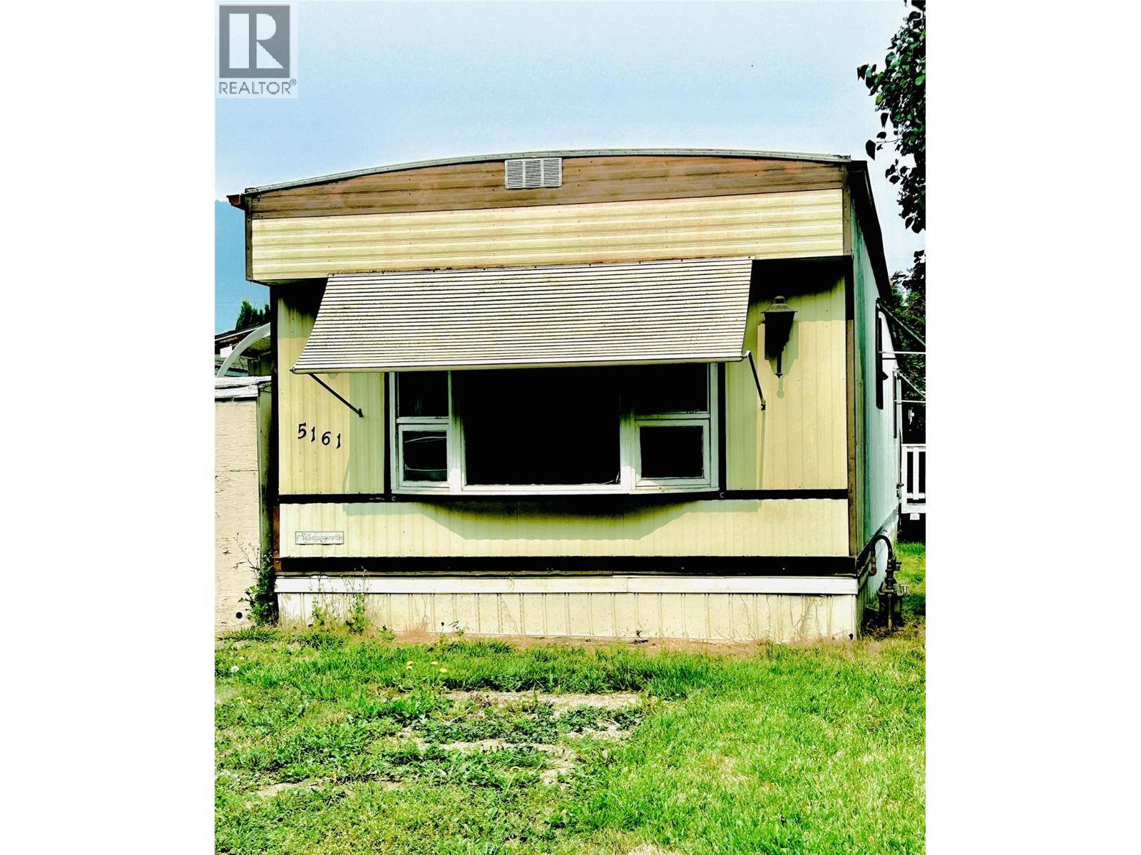  5161 69th Avenue Northeast, Salmon Arm