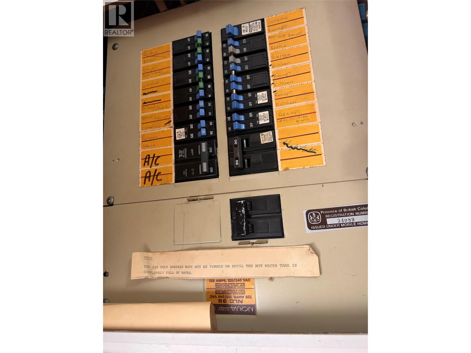  5161 69th Avenue Northeast, Salmon Arm