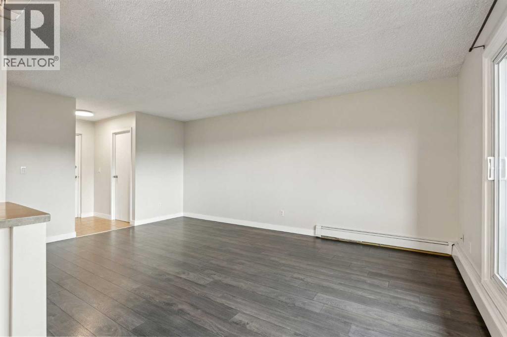 Single Family House for Sale in    Avenue SW Beltline Calgary 