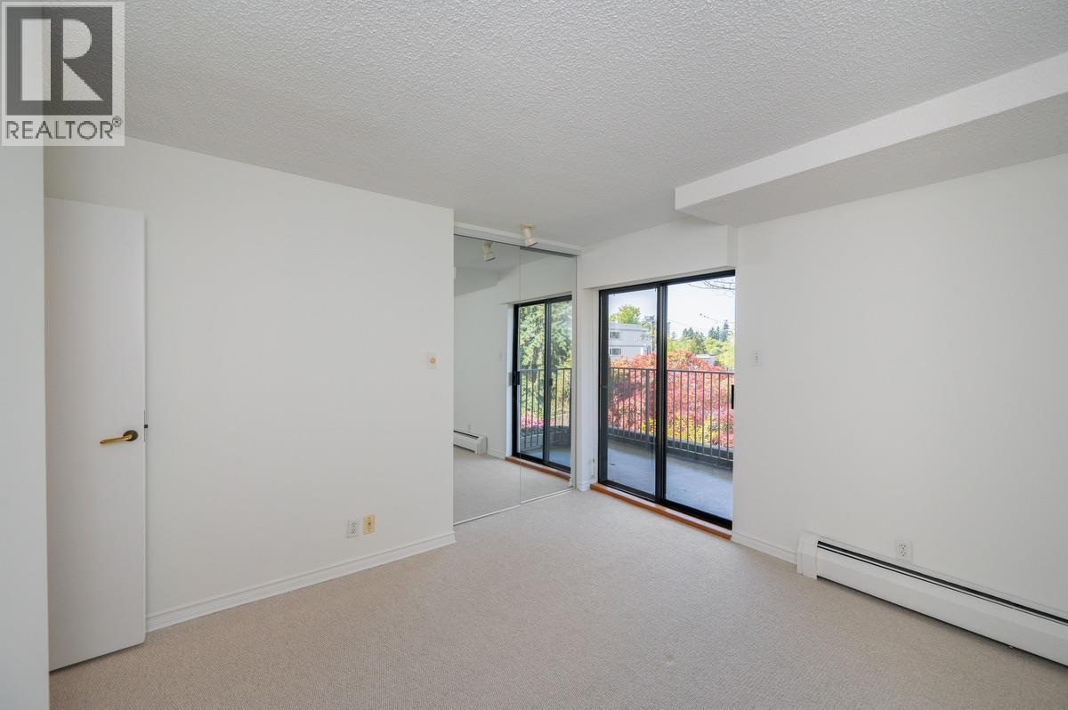 401 747 17TH STREET, West Vancouver