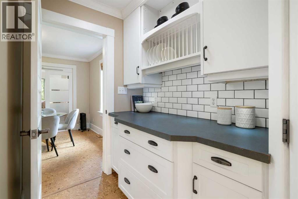 Single Family House for Sale in   Avenue NE Winston Heights/Mountview Calgary 