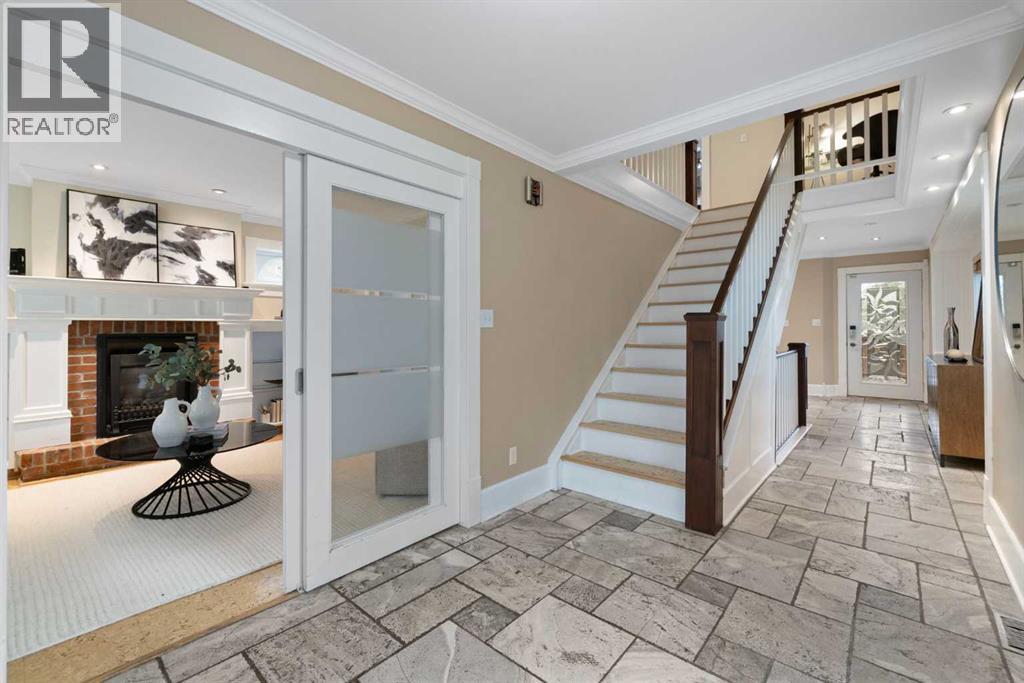 Single Family House for Sale in   Avenue NE Winston Heights/Mountview Calgary 