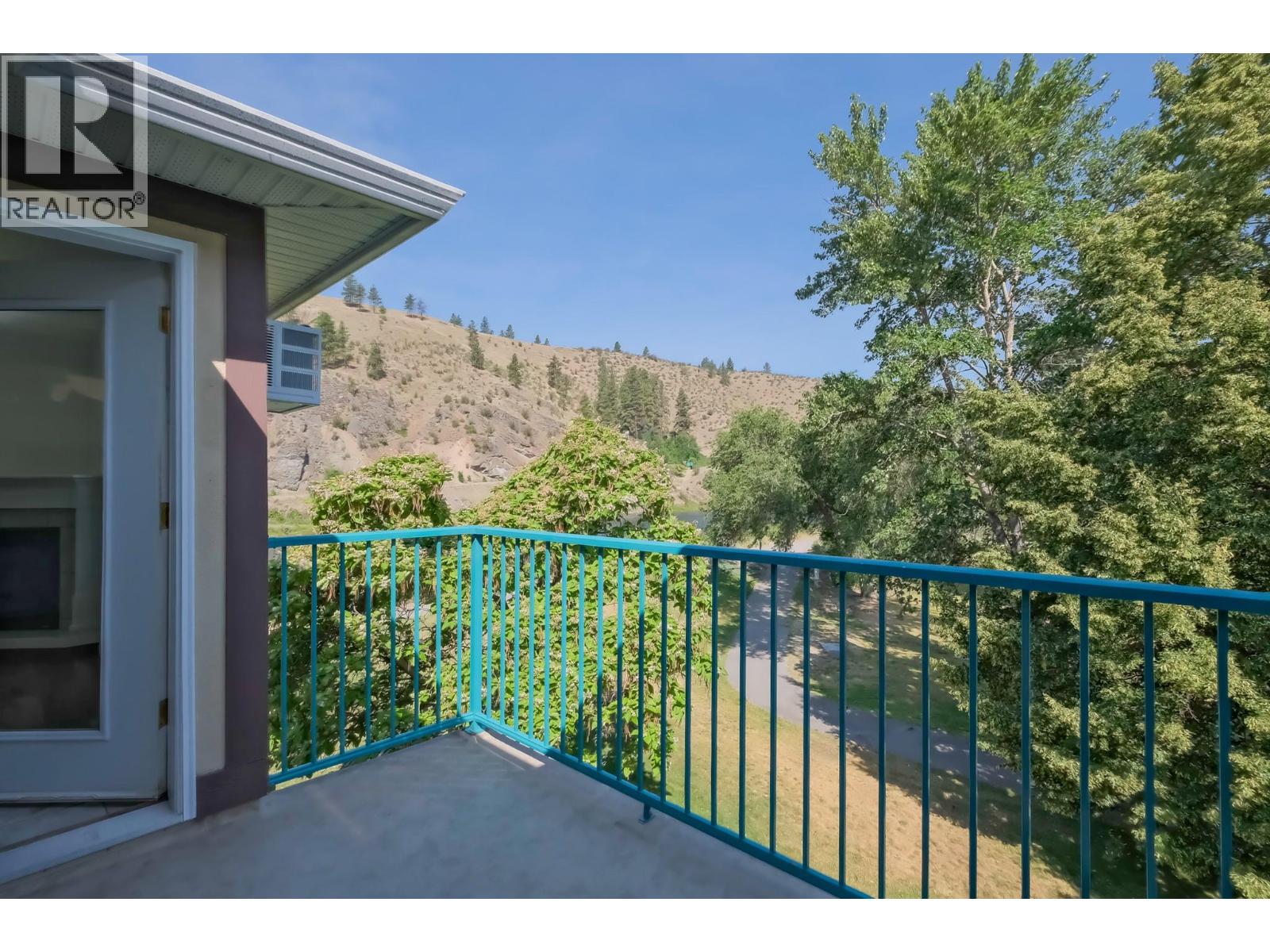 750 RAILWAY Lane Unit# 32, Okanagan Falls