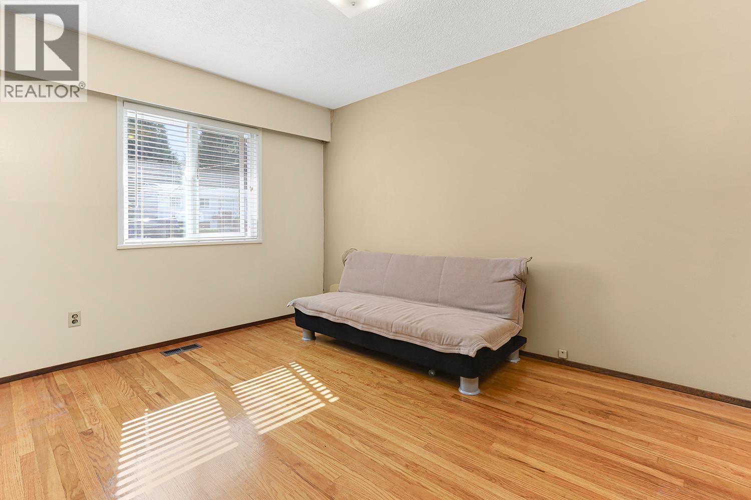 2107 CARMEN PLACE, Port Coquitlam