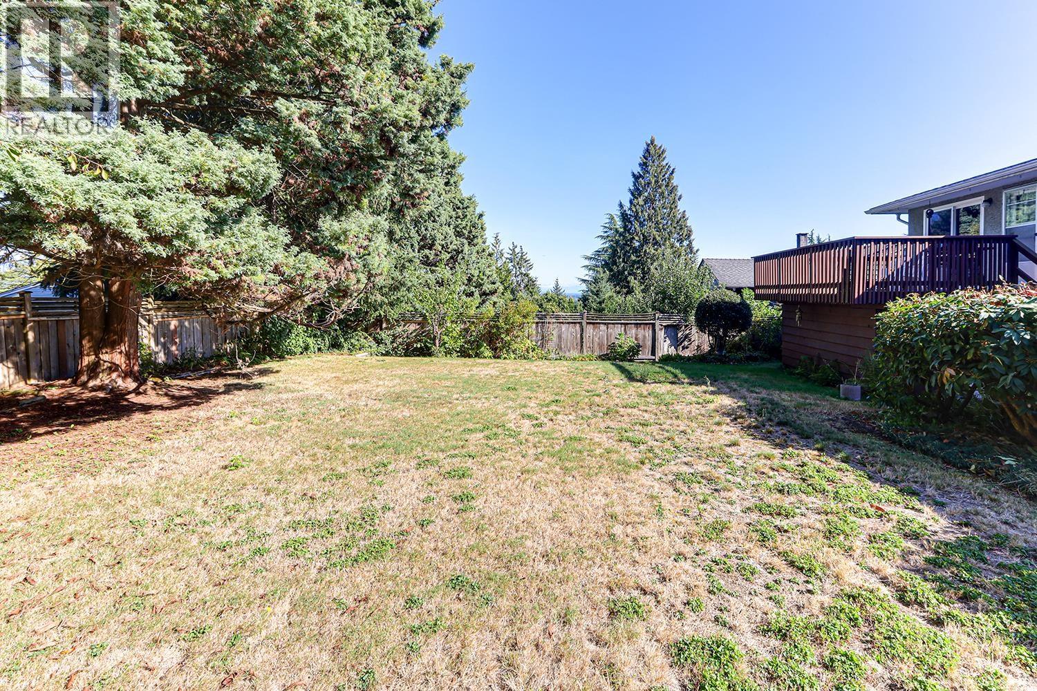 2107 CARMEN PLACE, Port Coquitlam