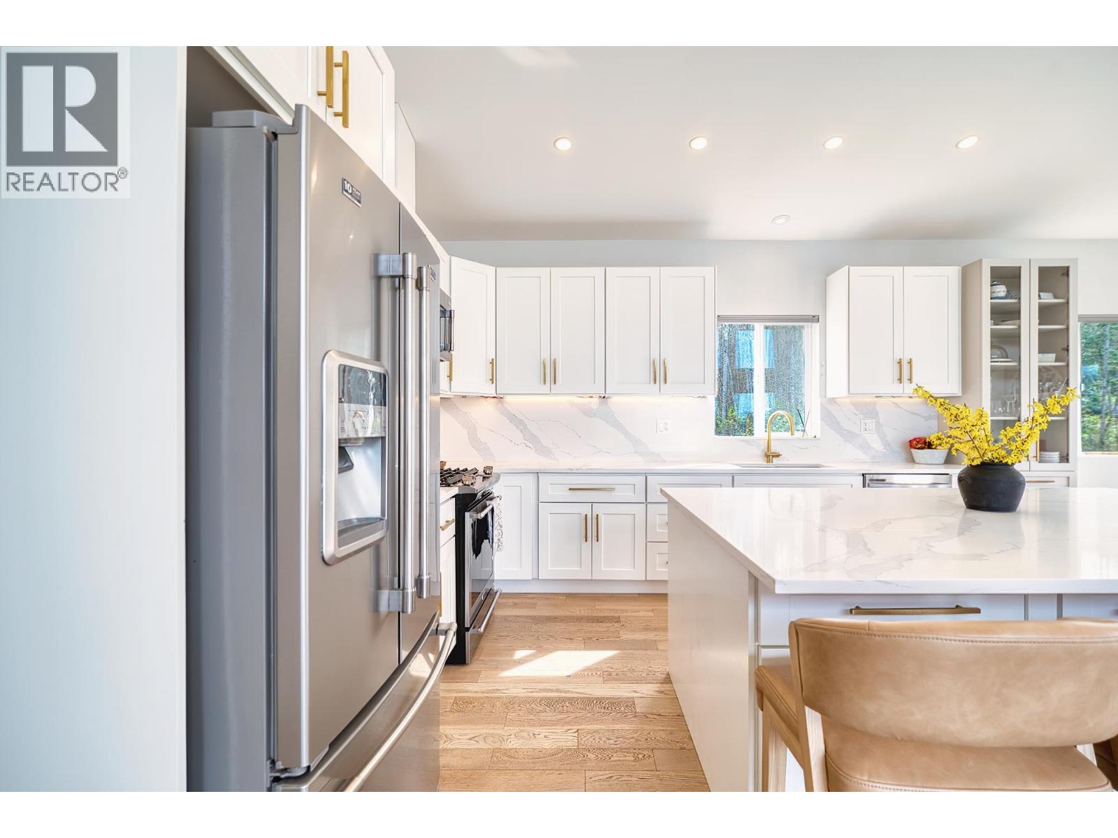 6315 RIMROCK ROAD, Sechelt