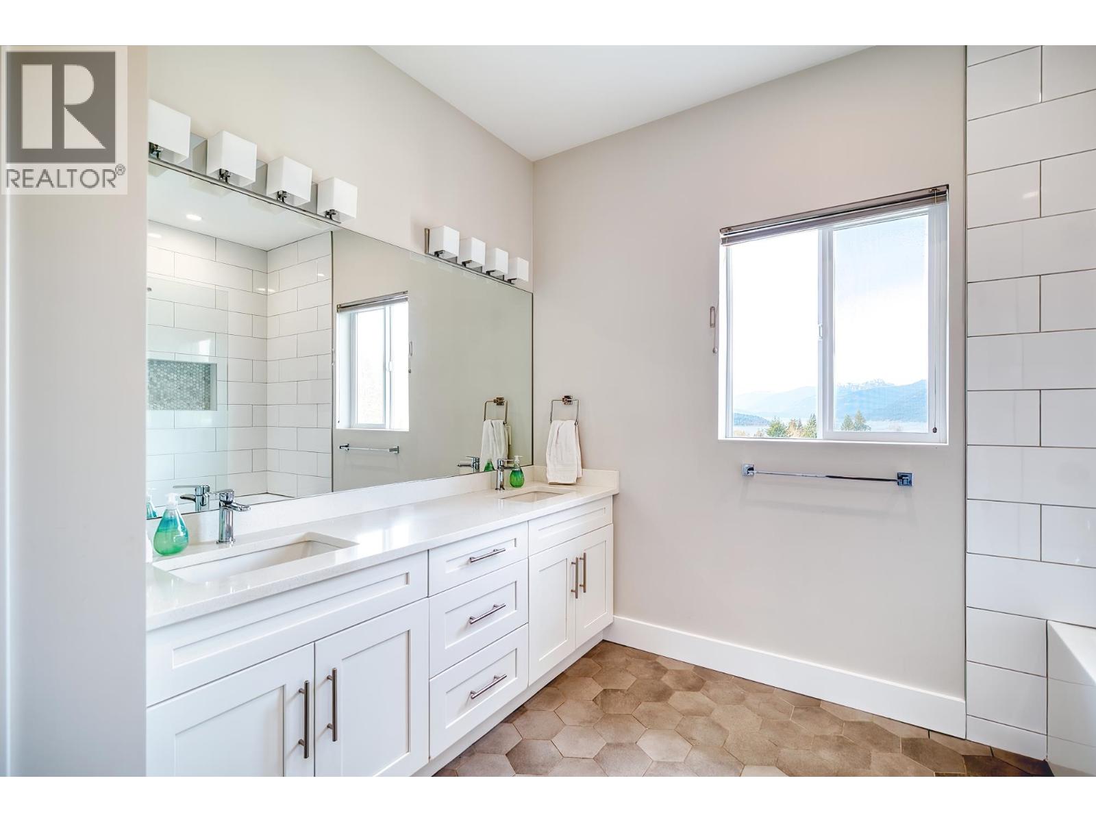 6315 RIMROCK ROAD, Sechelt