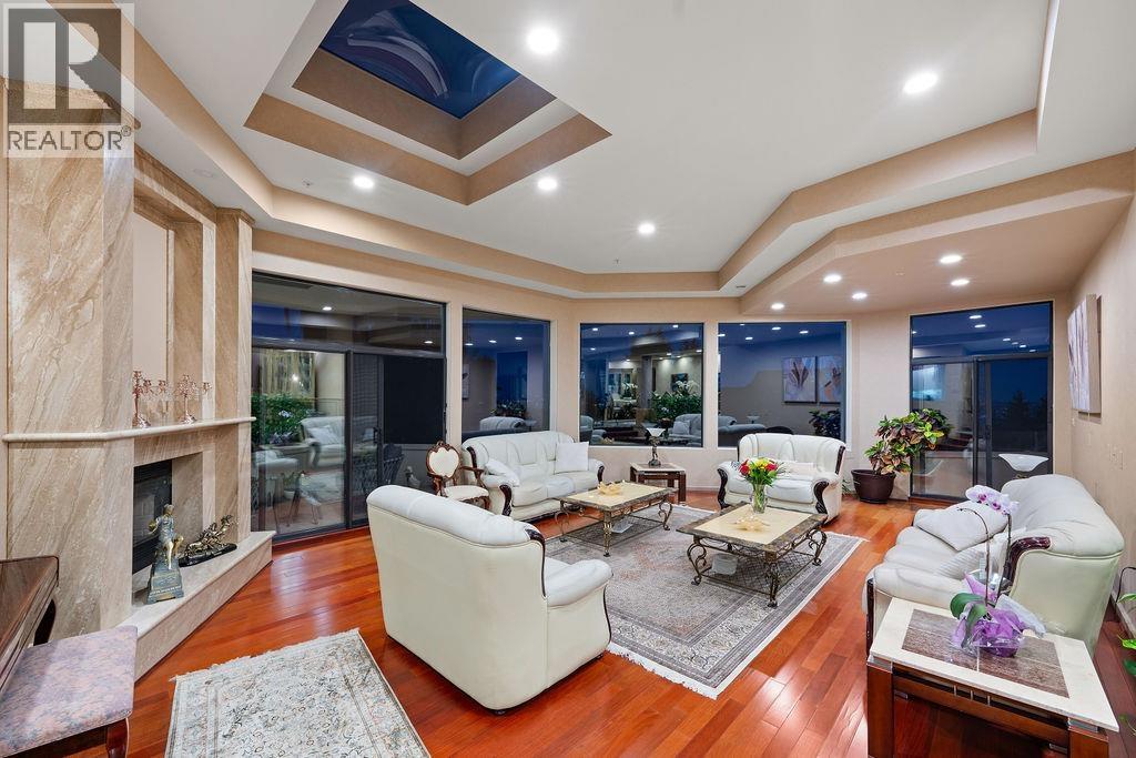 2490 WESTHILL COURT, West Vancouver