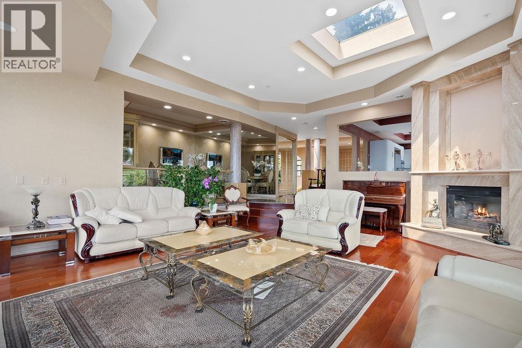 2490 WESTHILL COURT, West Vancouver