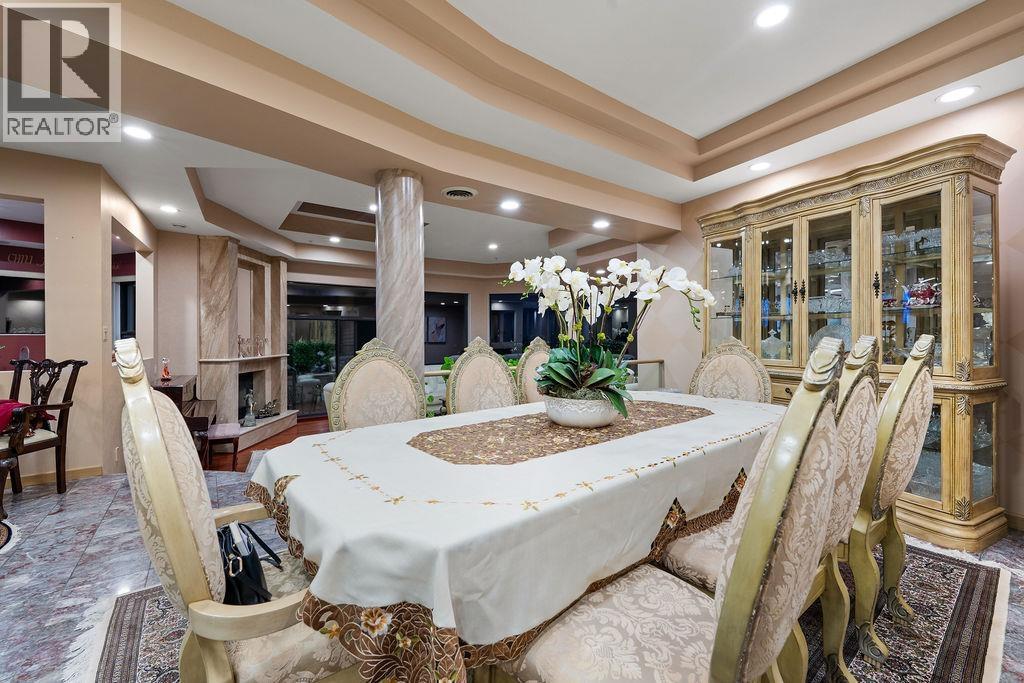 2490 WESTHILL COURT, West Vancouver