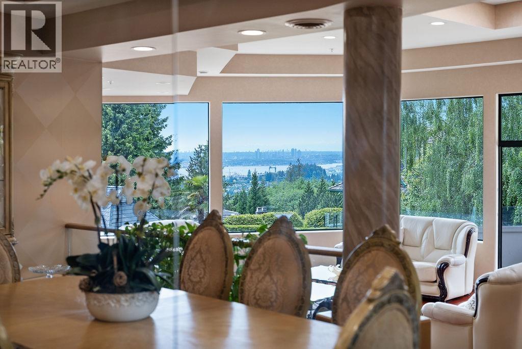 2490 WESTHILL COURT, West Vancouver