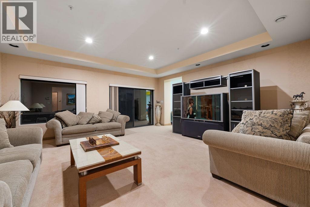 2490 WESTHILL COURT, West Vancouver