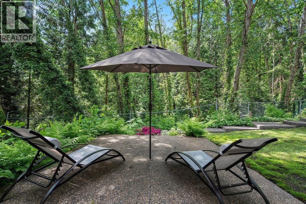 2490 WESTHILL COURT, West Vancouver