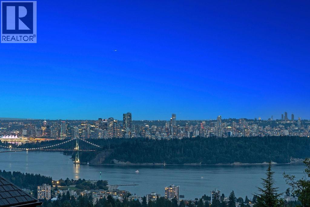 2490 WESTHILL COURT, West Vancouver