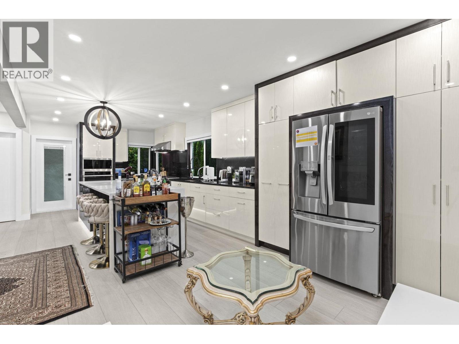 1921 FULTON AVENUE, West Vancouver