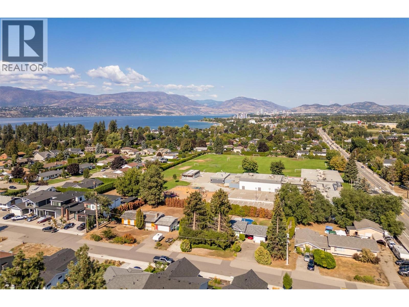  694 Tozer Avenue, Kelowna