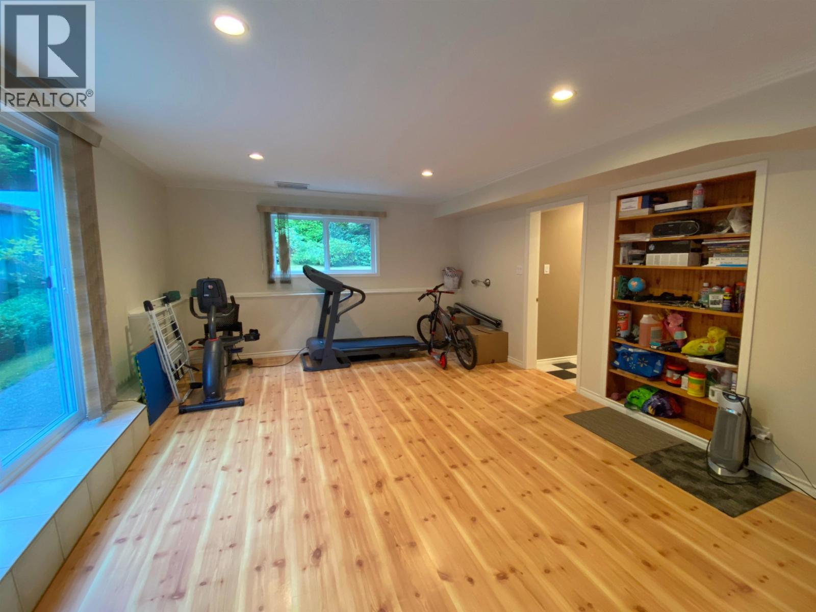 1824 KOOTENAY AVENUE