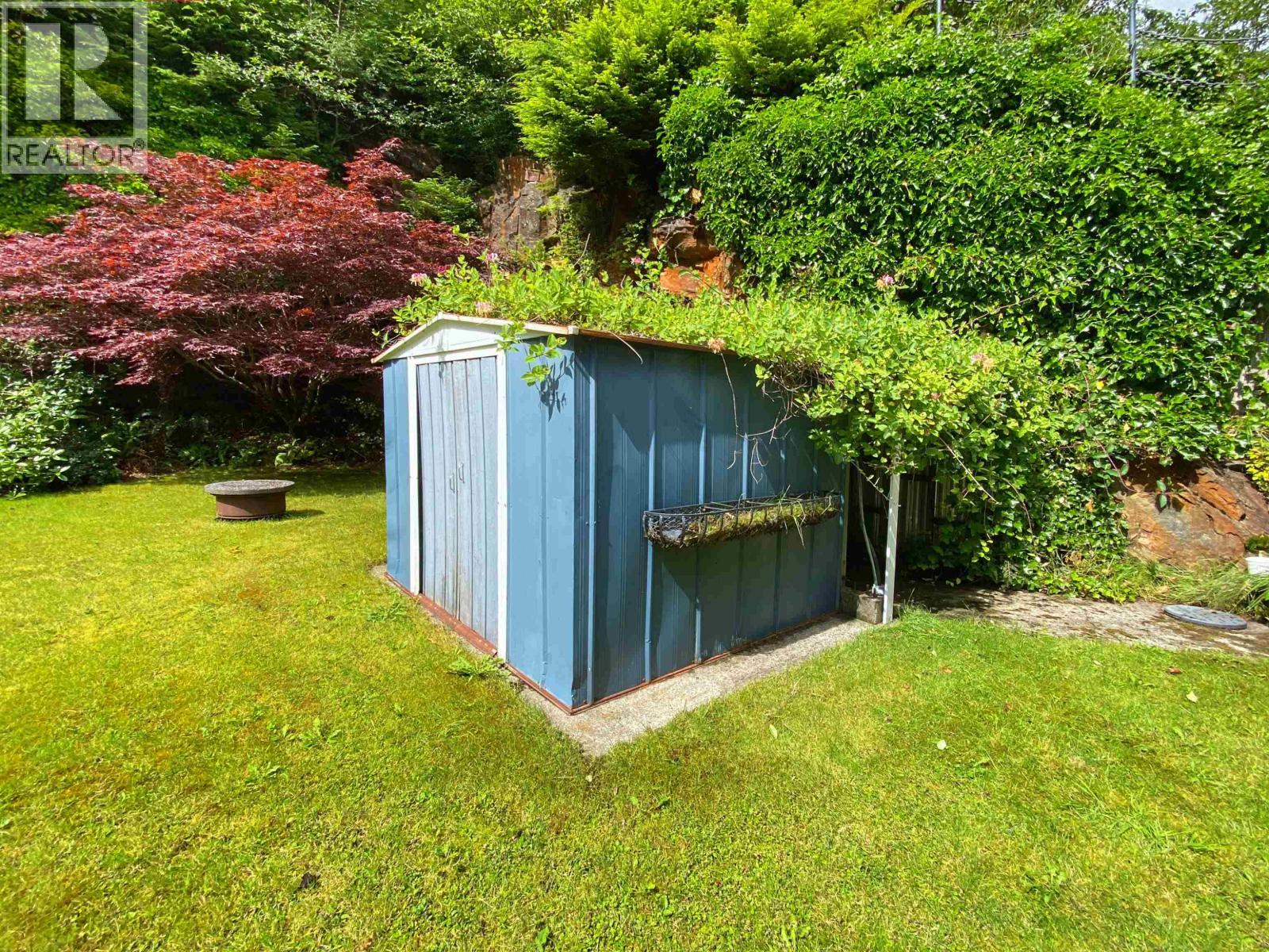 1824 KOOTENAY AVENUE