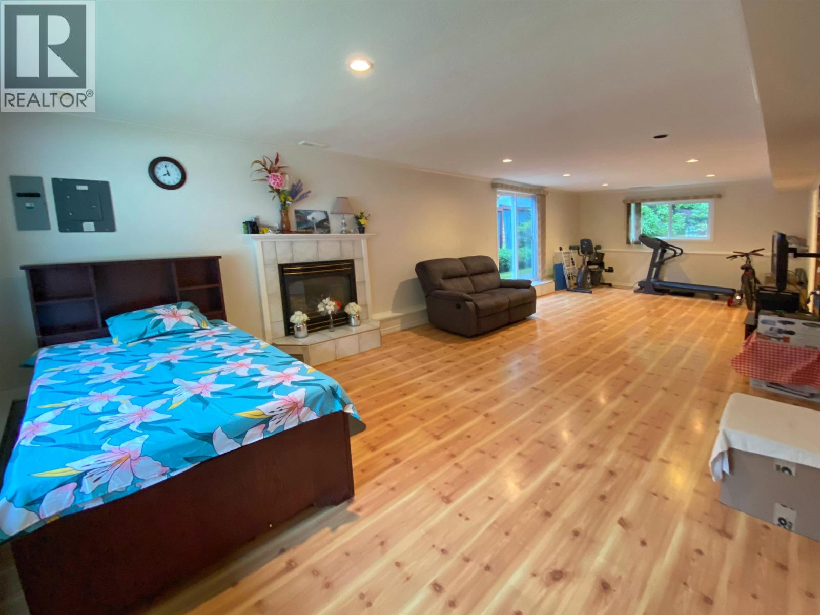 1824 KOOTENAY AVENUE