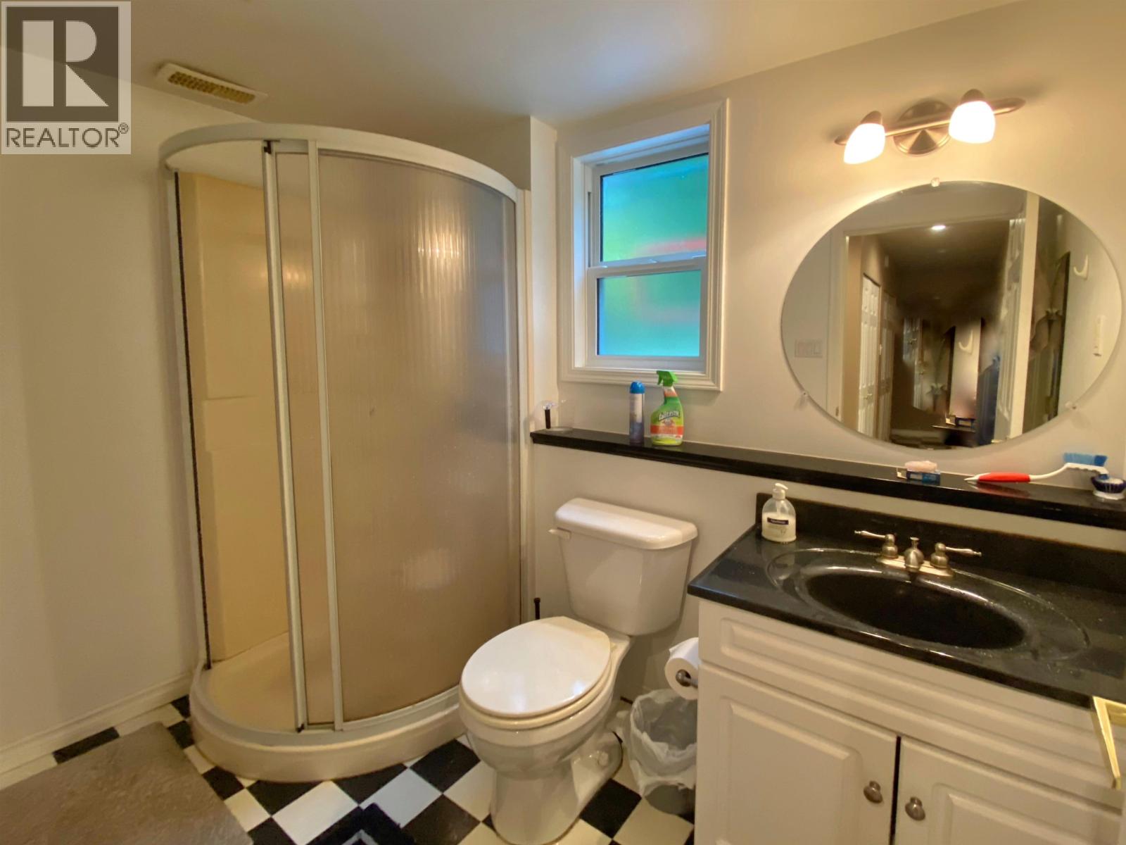 1824 KOOTENAY AVENUE