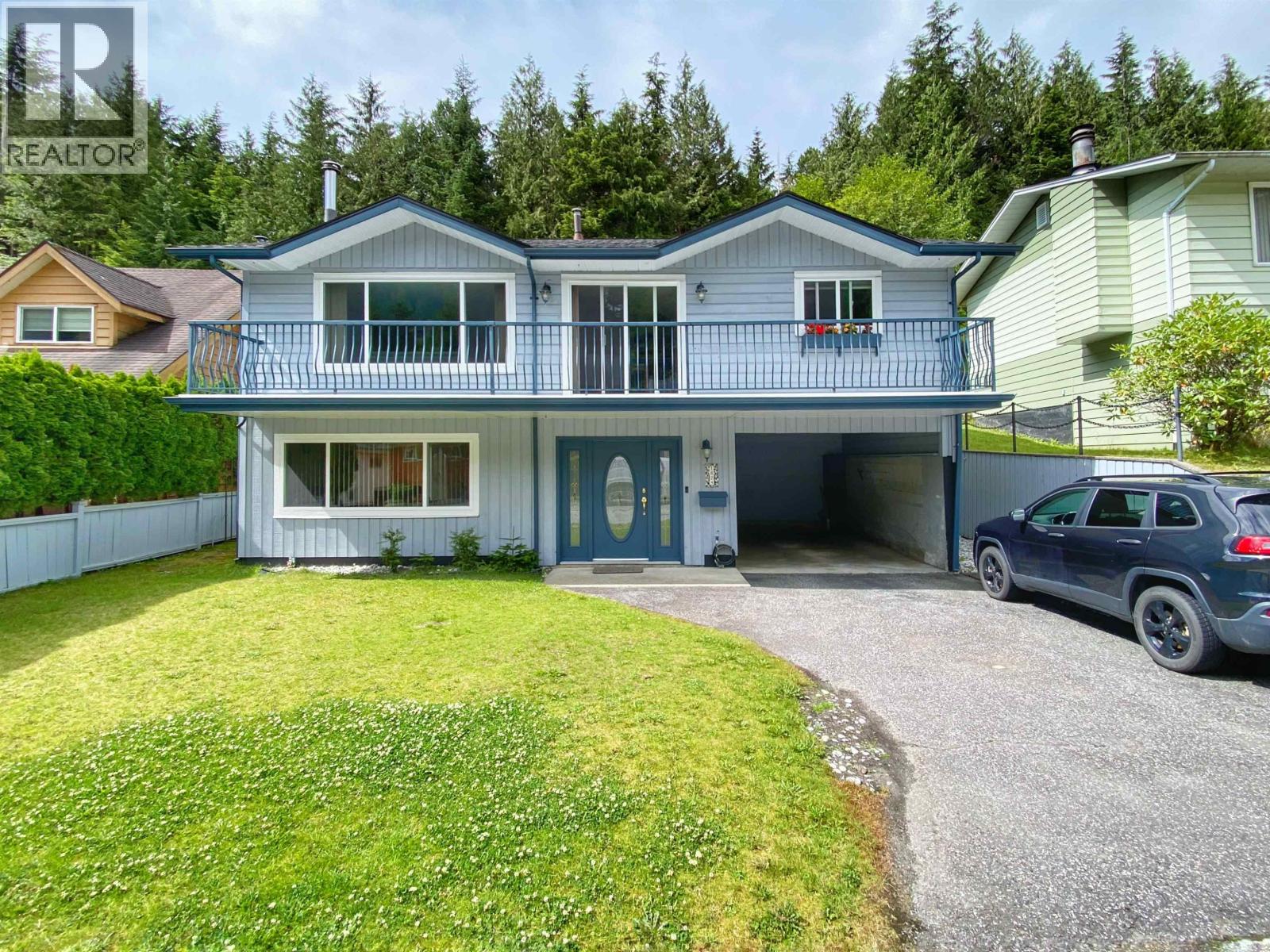 1824 KOOTENAY AVENUE