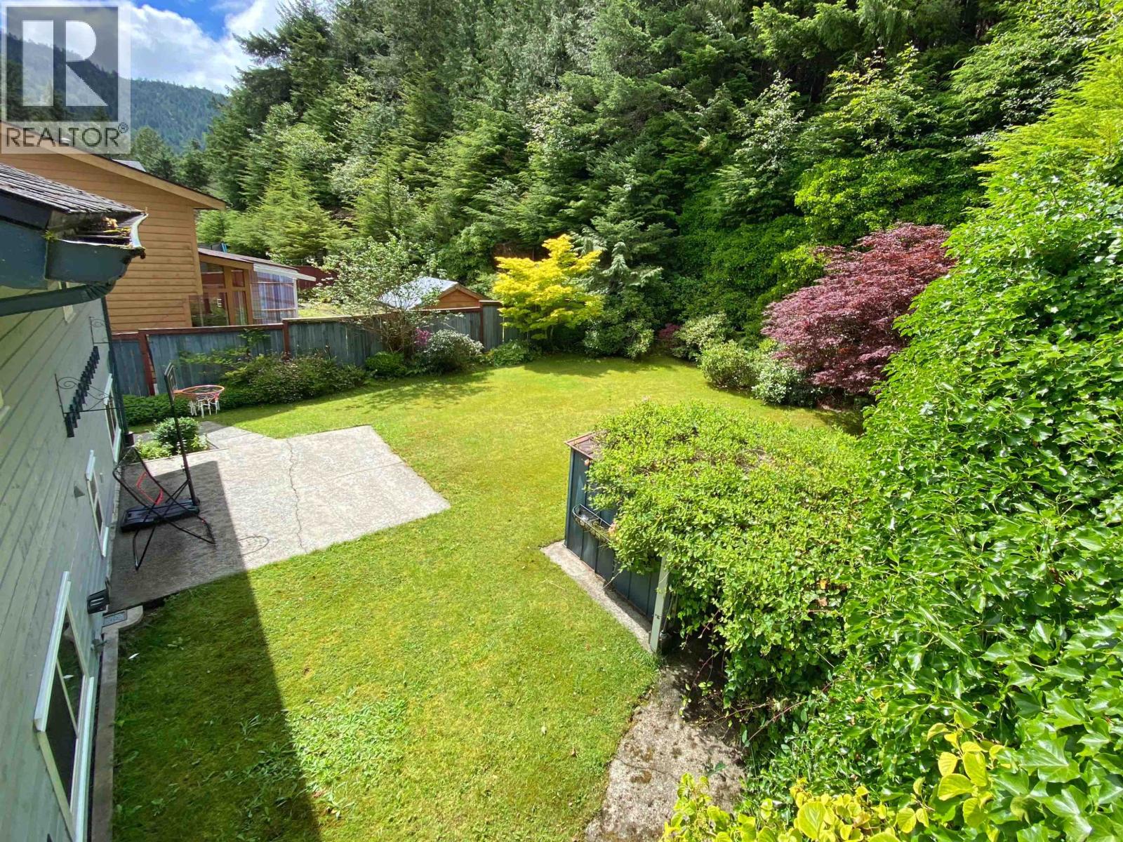 1824 KOOTENAY AVENUE