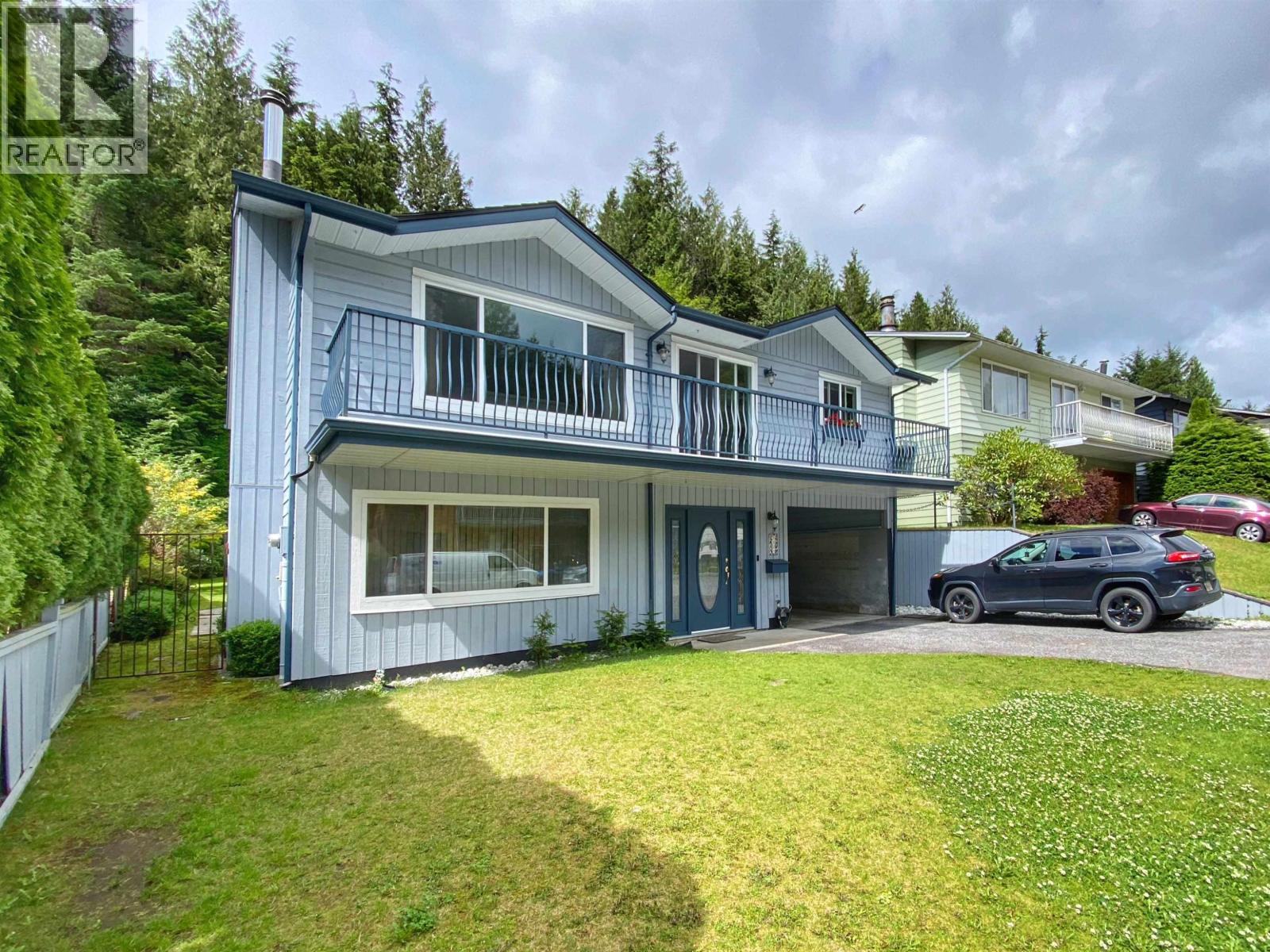 1824 KOOTENAY AVENUE