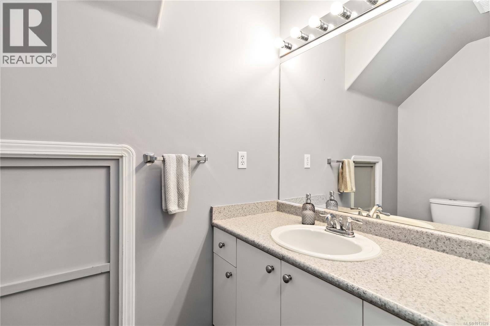  6598 Felderhof Road, Sooke