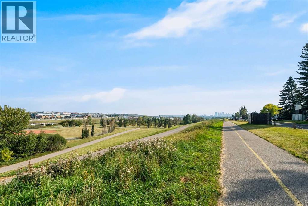 Single Family House for Sale in   Blackhorn Road NE Thorncliffe Calgary 