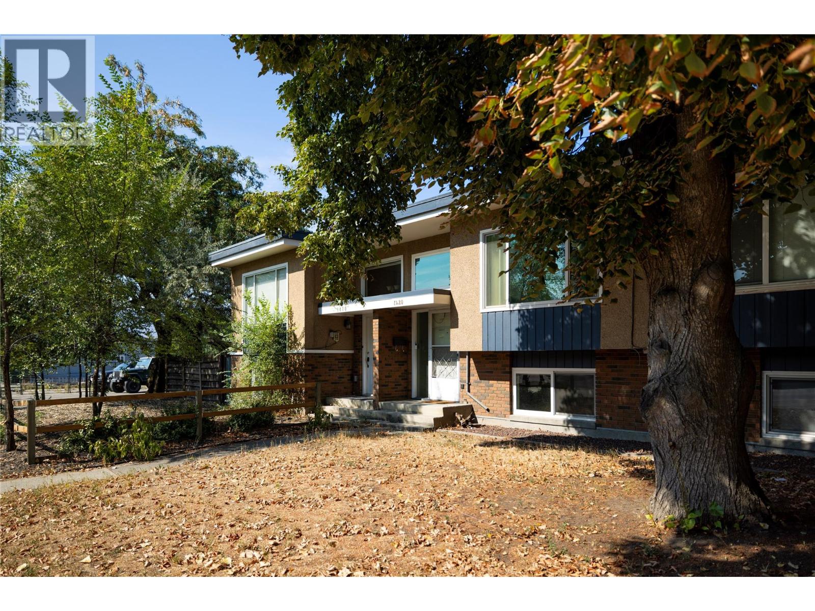  1420 Bernard Avenue, Kelowna