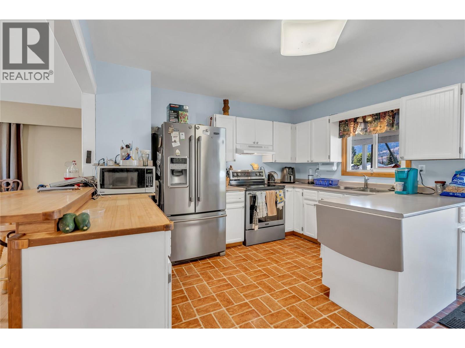 405 Grant Ave, Princeton