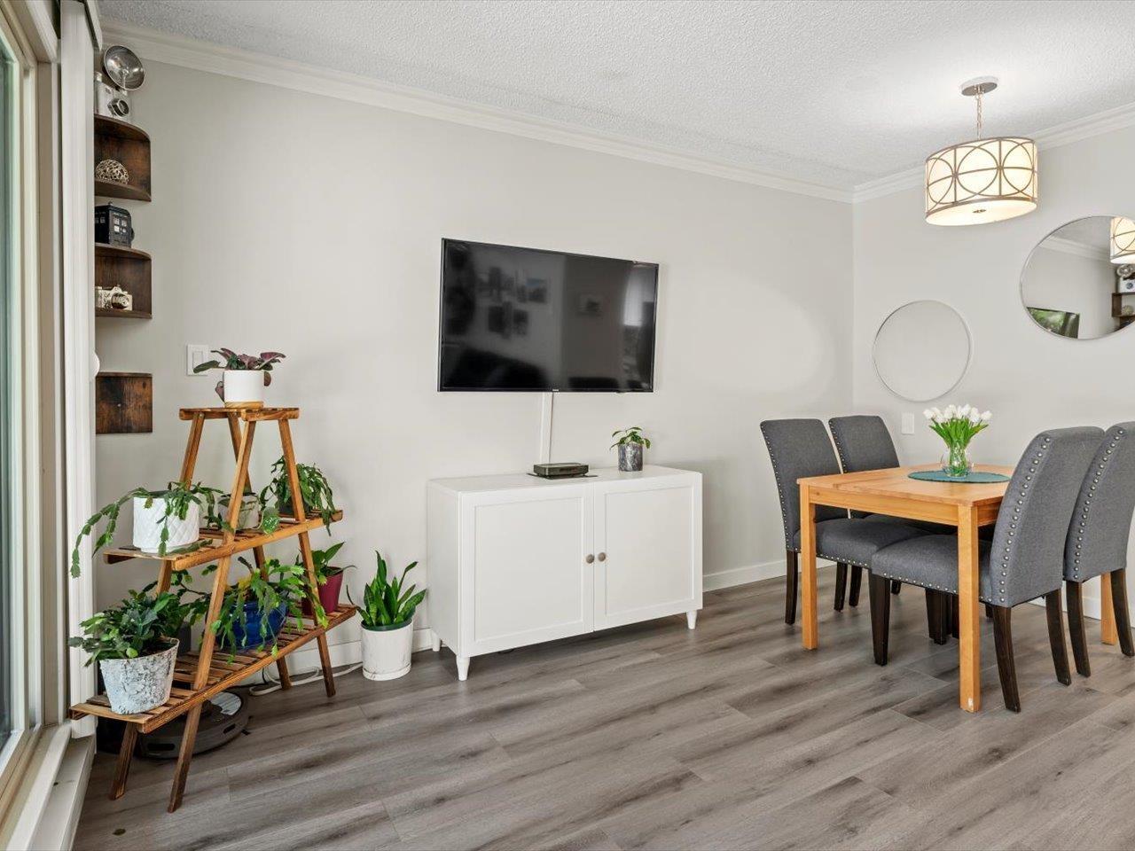 1483 MERKLIN STREET, White Rock