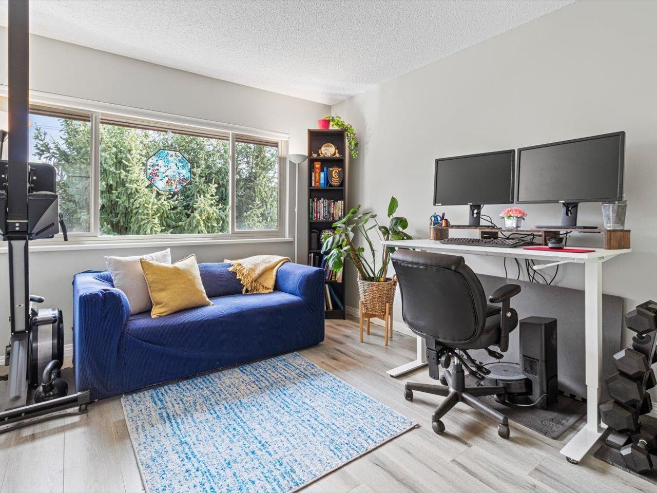 1483 MERKLIN STREET, White Rock