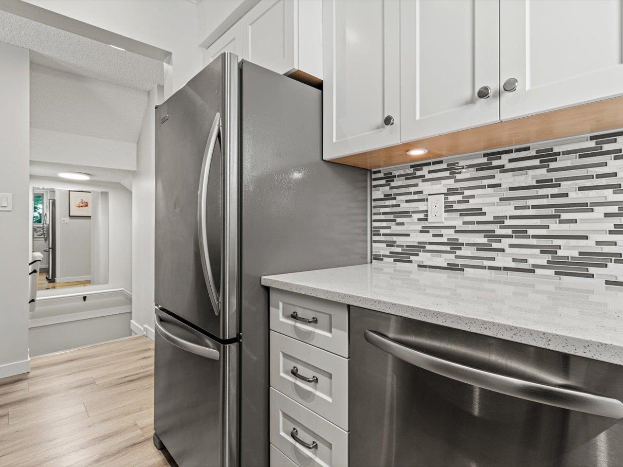 1483 MERKLIN STREET, White Rock