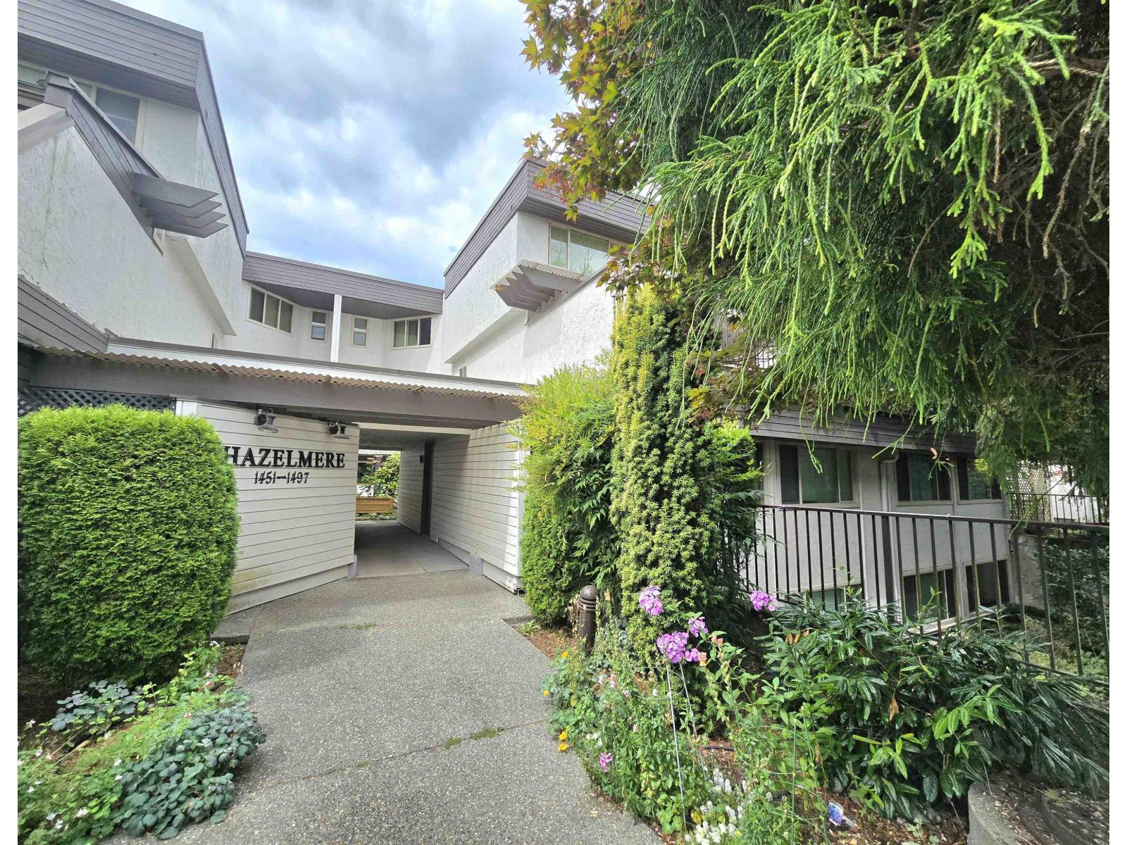 1483 MERKLIN STREET, White Rock