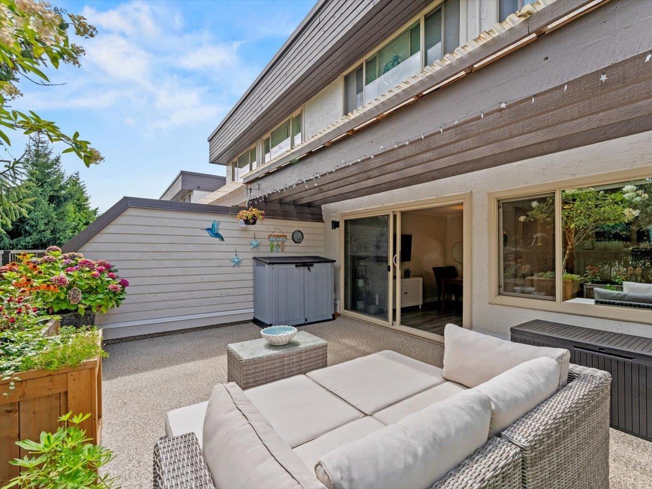 1483 MERKLIN STREET, White Rock