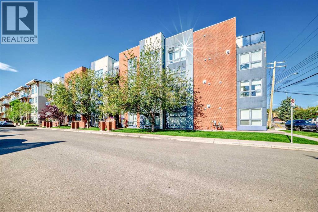 Single Family House for Sale in    Street NE Renfrew Calgary 