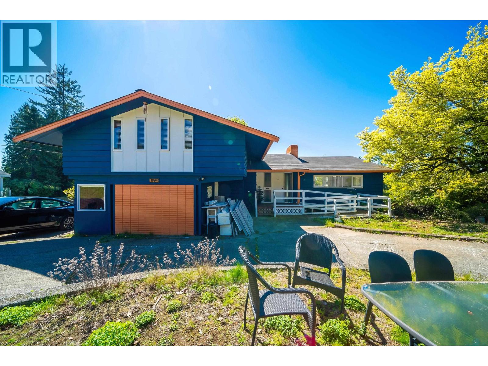 House in West Vancouver - Image 19