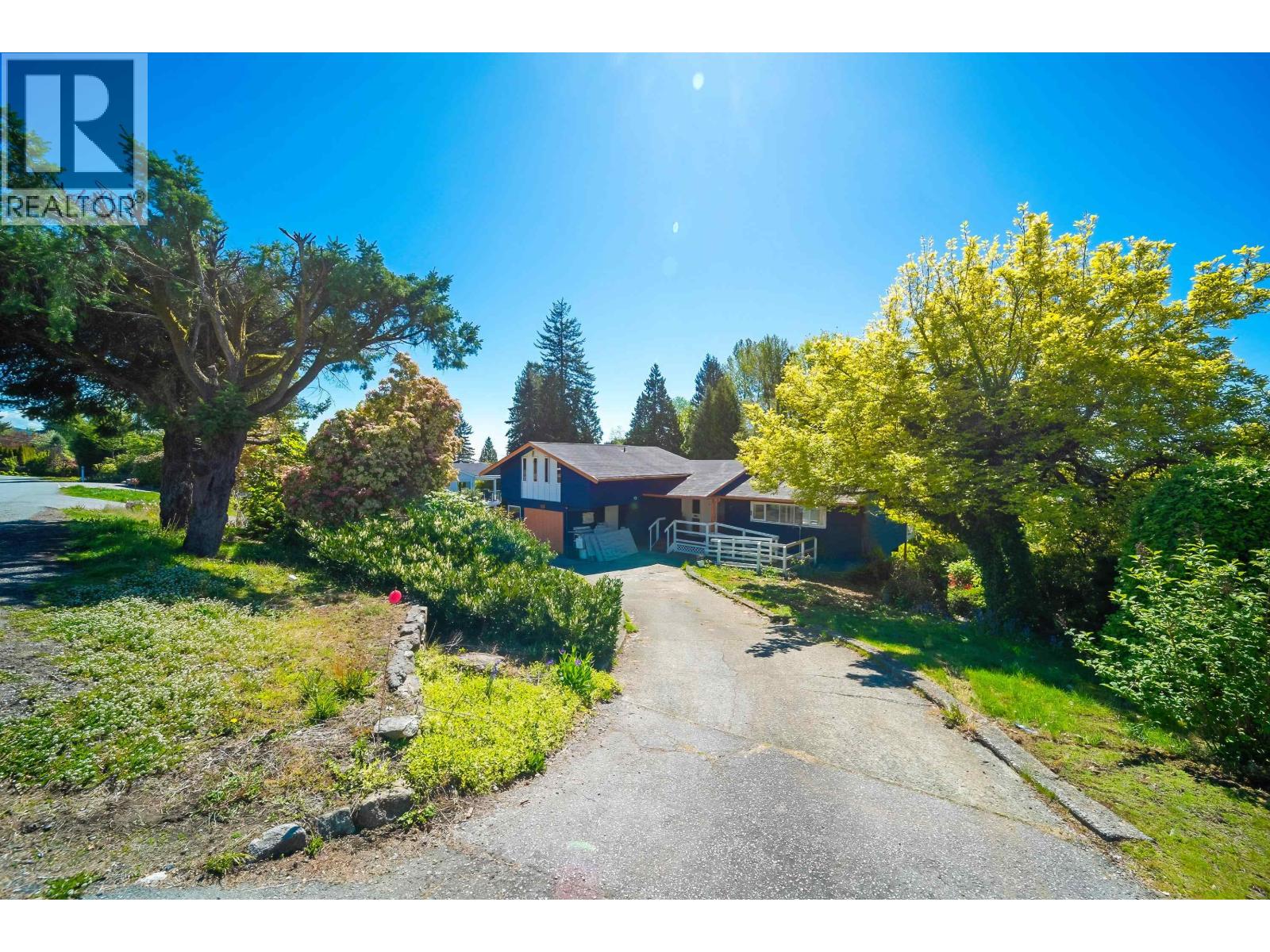 House in West Vancouver - Image 21